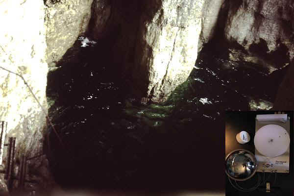 water.jpg (37521 byte)